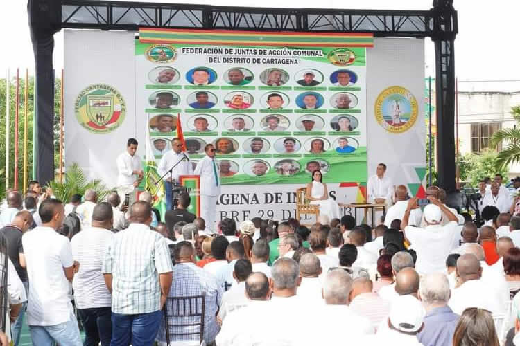 Dumek Turbay recibe Bastón de Mando y Collar Gran Maestre como nuevo alcalde de Cartagena