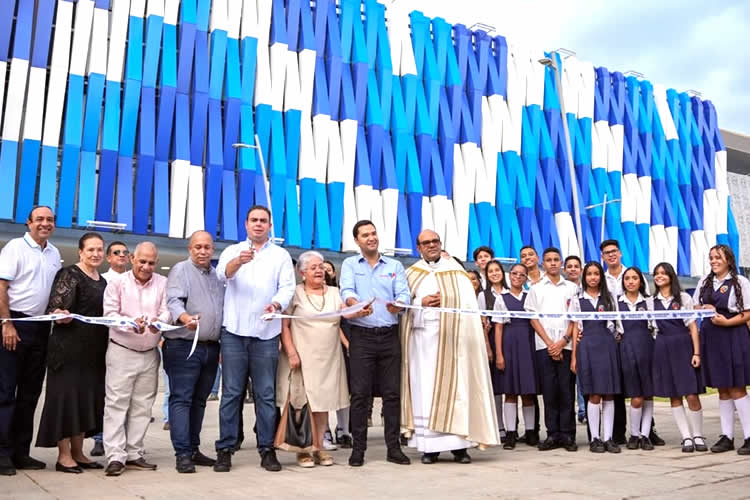Inauguran la nueva Infraestructura de la Institución Educativa Alfonso López Pumajero en Valledupar